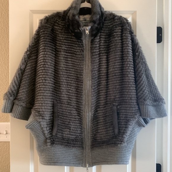 Mink and Rabbit Shearling Reversible Jacket. Like new. - Picture 12 of 17